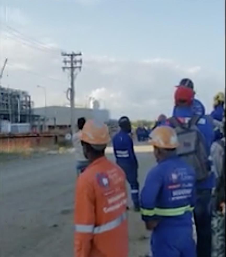 Obreros vuelven a parar labores en Punta Catalina
