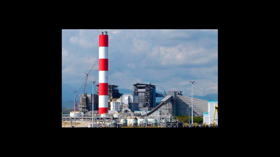 Energía y Minas afirma que contrató póliza de seguro para Punta Catalina