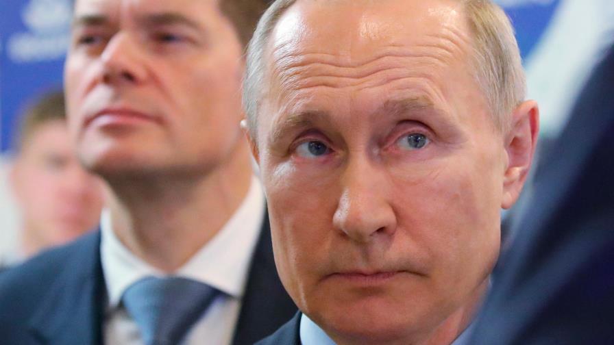 Putin niega que propusiera reforma constitucional para seguir en el poder Putin niega que propusiera reforma constitucional para seguir en el poder