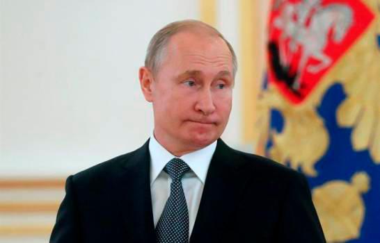 Putin entra de lleno en elecciones ucranianas al recibir a político prorruso
