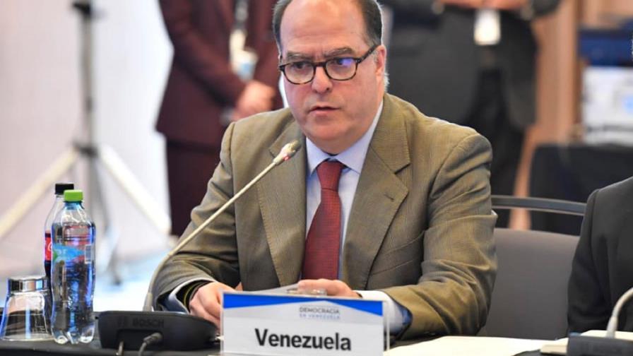 El canciller de Guaidó acusa a Maduro de tratar de sobornar a la oposición El canciller de Guaidó acusa a Maduro de tratar de sobornar a la oposición