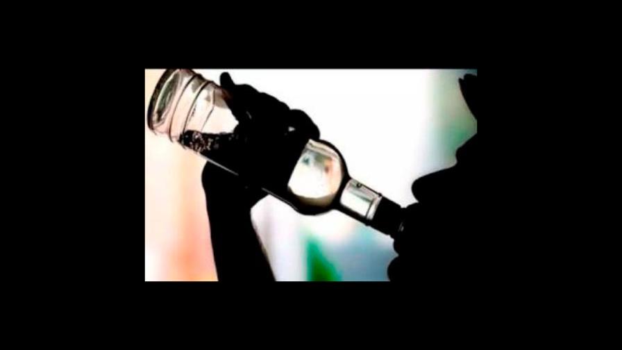 Alrededor del 60 % de las bebidas decomisadas y analizadas en colmados están adulteradas con metanol