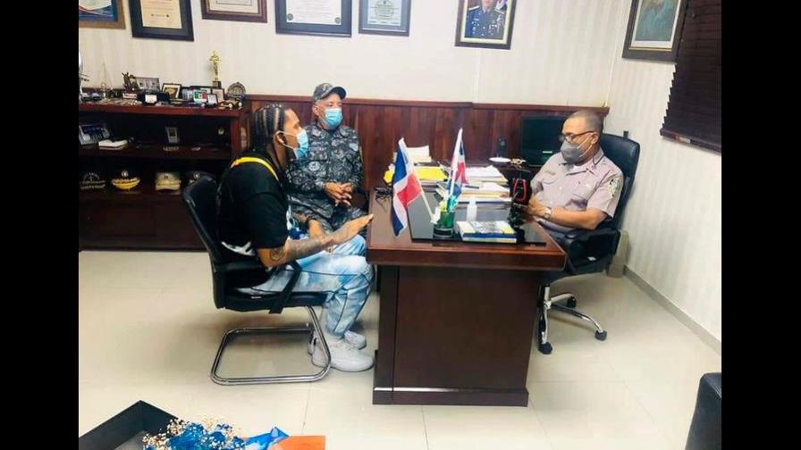 Policía detiene en Puerto Plata al artista urbano Químico Ultramega