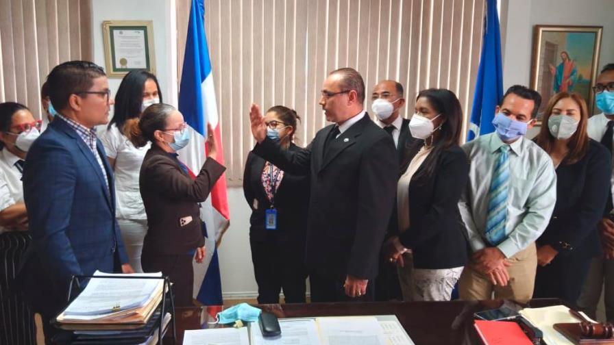 Toman juramento a fiscal titular interina de Santiago