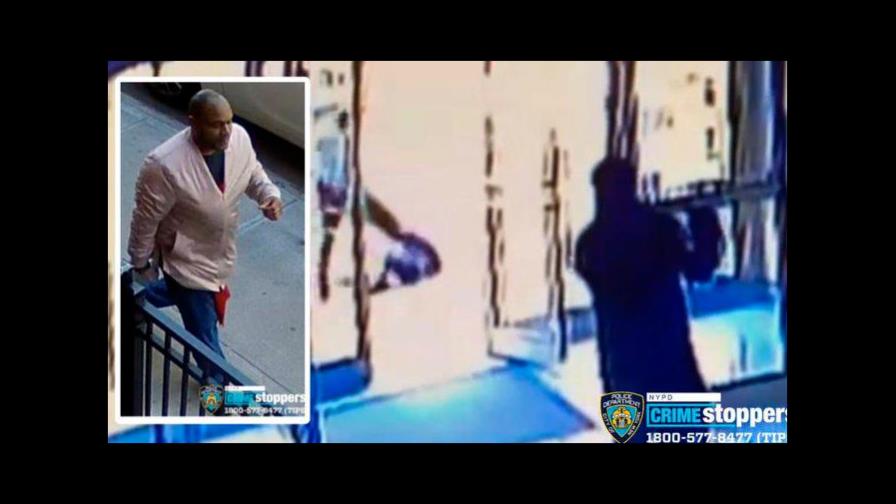 Nueva York: Despiden a porteros por no intervenir en violento ataque a mujer asiática