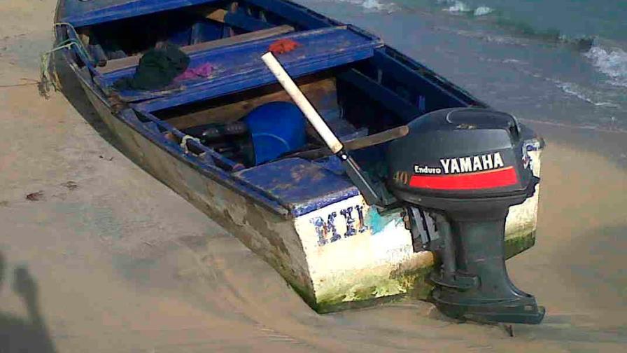 Rescatan a dos dominicanos que pasaron 14 días a la deriva en Caribe colombiano