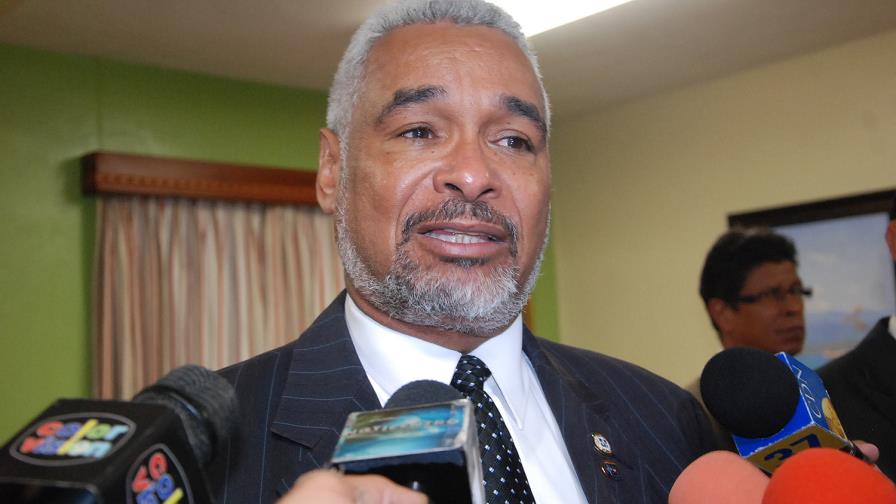 En escenarios del PLD se debate “habilitar” al presidente Medina En escenarios del PLD se debate “habilitar” al presidente Medina