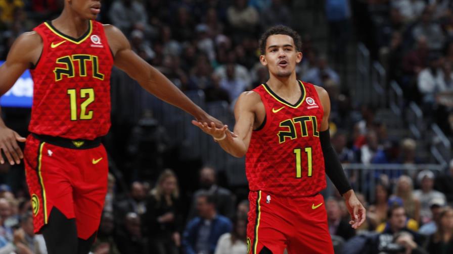 Young luce con 42 puntos; Hawks se imponen a Nuggets Young luce con 42 puntos; Hawks se imponen a Nuggets
