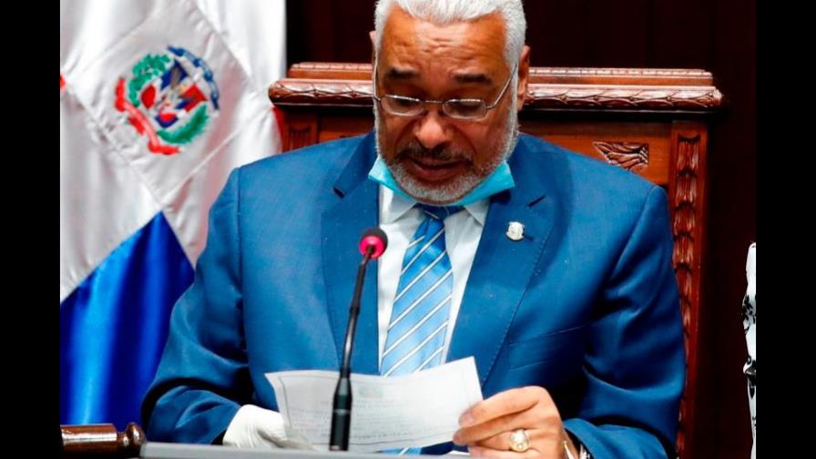 Así evoluciona Radhamés Camacho al coronavirus