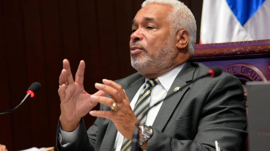 “El PLD va a ganar en primera vuelta”, dice Radhamés Camacho “El PLD va a ganar en primera vuelta”, dice Radhamés Camacho