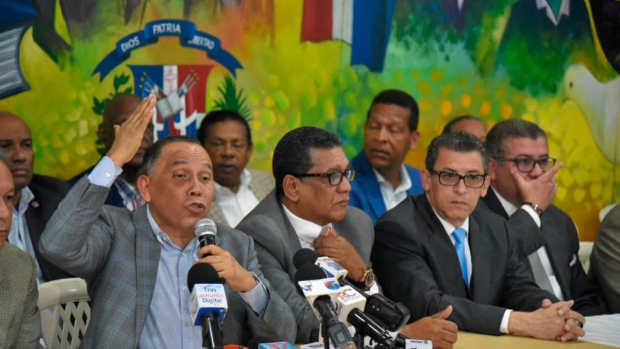 Las evidencias de las supuestas “transmisiones intermitentes fraudulentas” que alega equipo de Leonel