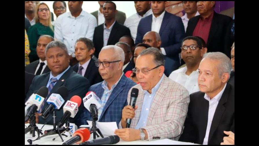 Radhamés Jiménez afirma dejan el PLD con gran pesar, pero fortalecidos