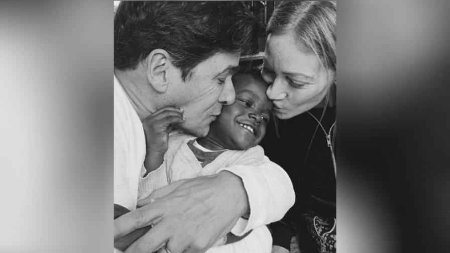 El presentador de Univision que adoptó a un niño haitiano El presentador de Univision que adoptó a un niño haitiano