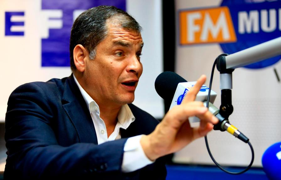 Designan a Rafael Correa como candidato a vicepresidente de Ecuador