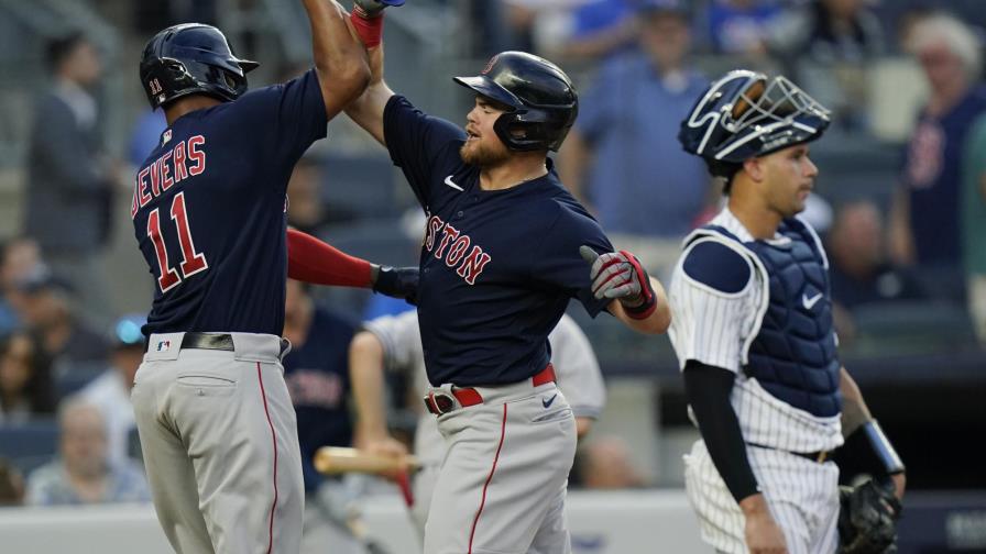Medias Rojas superan a unos diezmados Yanquis 4-0