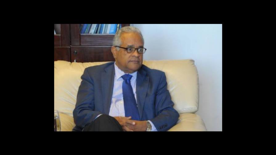 Ministro de Salud dice que hay campaña internacional contra el país