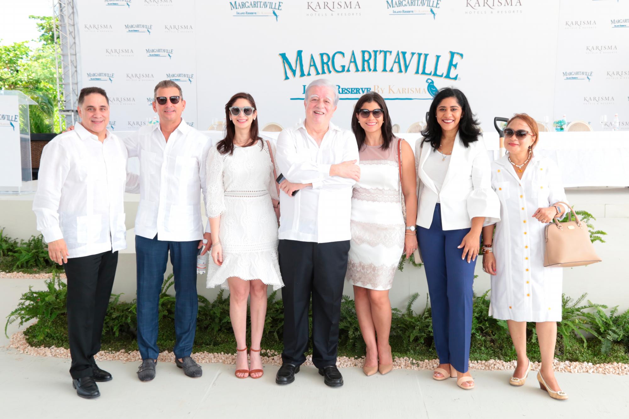 Rafael Féliz, David Velázquez, Bethania Díaz, Jesús Barderas, Elaine Senra, Wendy Martes y Noemi Almonte.