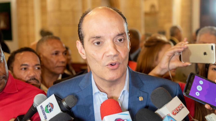 No es por Trujillo, es la Constitución No es por Trujillo, es la Constitución