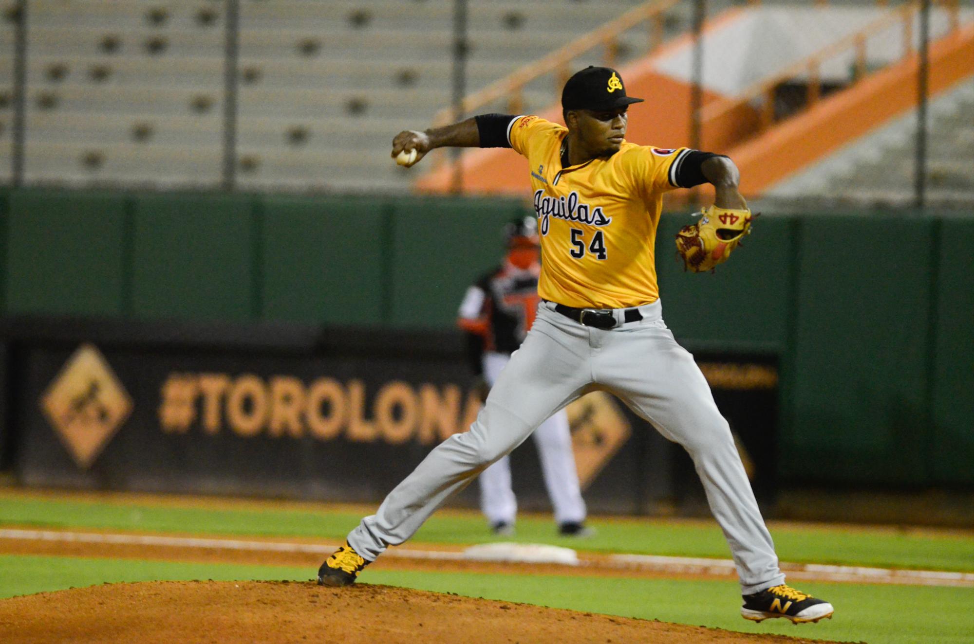 Ramón Rosso es el lanzador que anuncian las Águilas para su partido del 10 de diciembre en la pelota invernal dominicana. Enfrentan a los Leones del Escogido n el estadio Cibao de Santiago. (Prensa/AC-Aneudy Tavares)