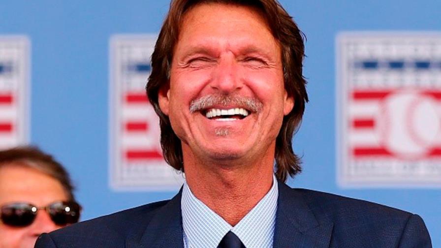 Randy Johnson mató un pájaro