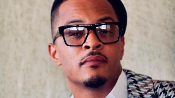 Rapero T.I. confiesa que lleva al médico a su hija de 18 años para comprobar su virginidad