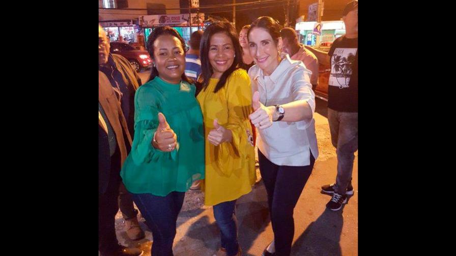 Raquel Arbaje, la esposa de Luis Abinader, está de lleno en campaña municipal