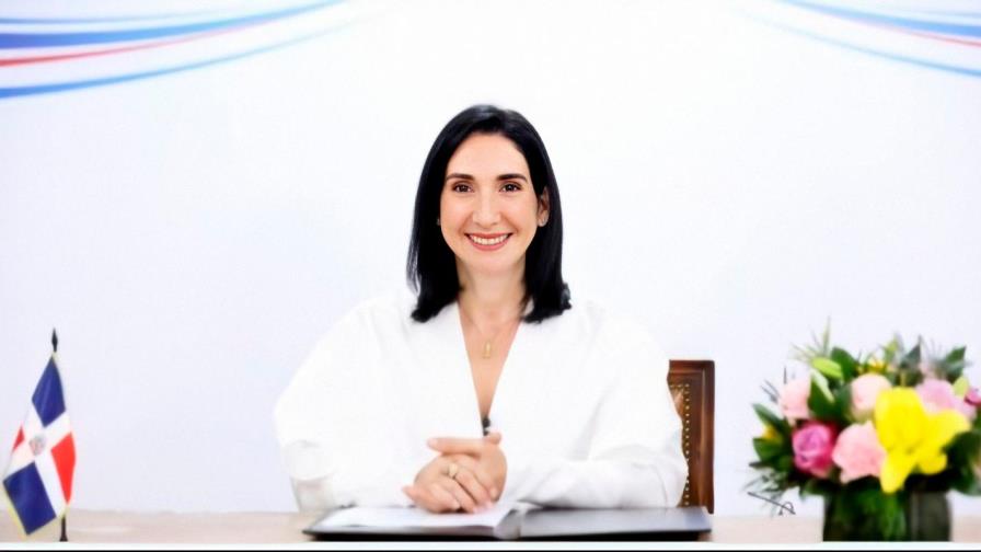 Raquel Arbaje creó ya la Oficina de la Primera Dama