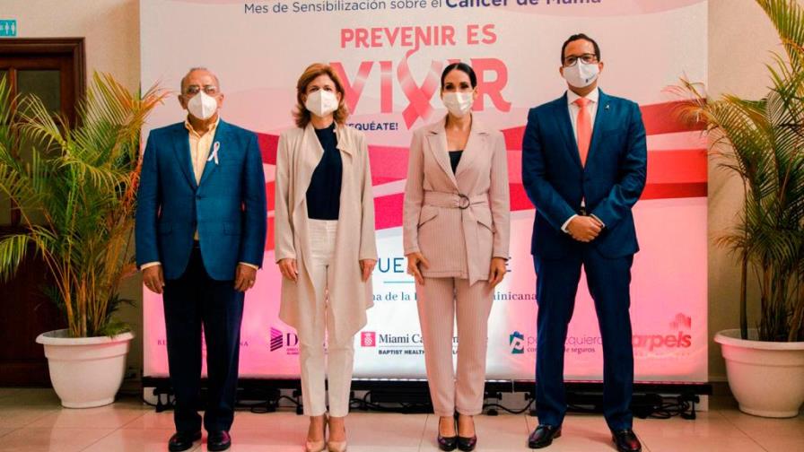 Primera dama comprometida con políticas públicas en favor de la prevención del cáncer de mama