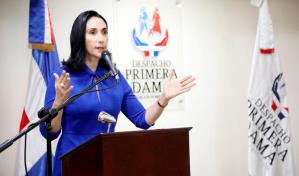 Raquel Arbaje pide a Dios “que bendiga a la familia” de Cándida Montilla