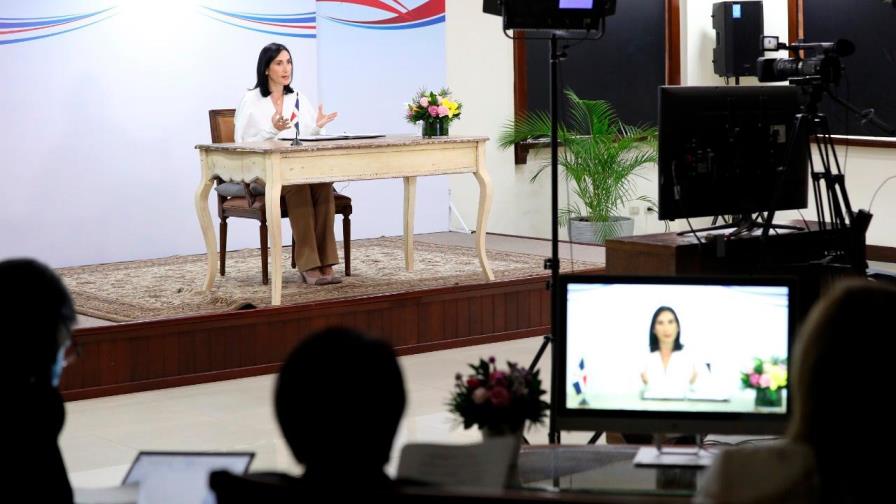 Raquel Arbaje participa en cumbre virtual de primeras damas de América Latina 