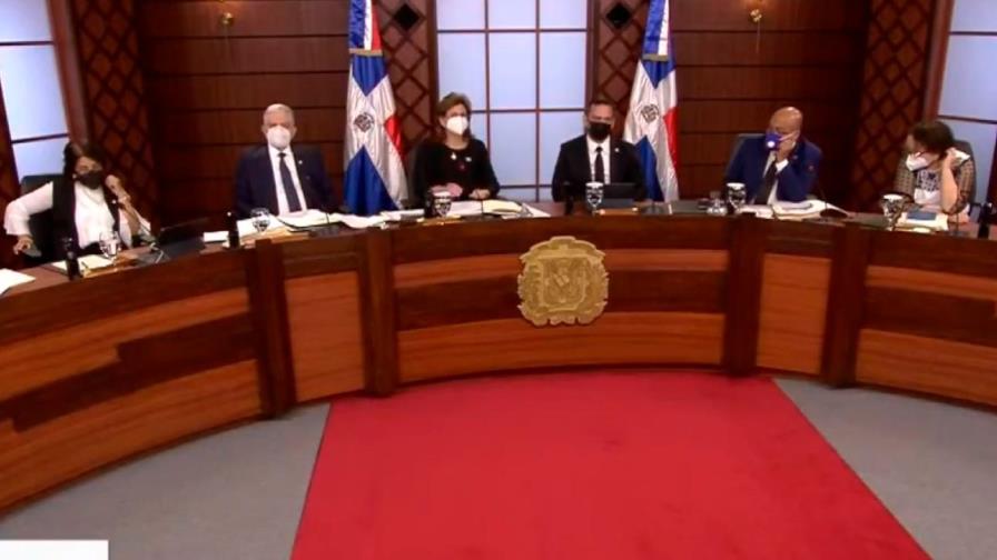 Abinader se ausenta del Consejo de la Magistratura y Raquel Peña lo preside