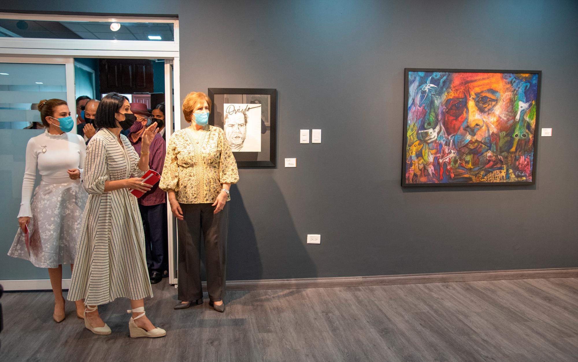 Recorrido por la galería.