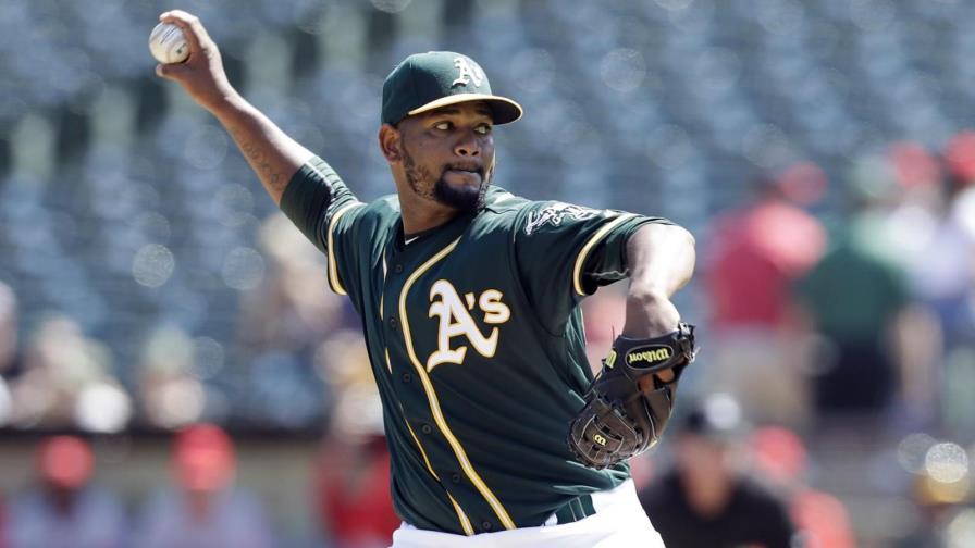 Dominicano Raúl Alcántara abrirá este martes en el inicio de la Liga de Béisbol de Corea