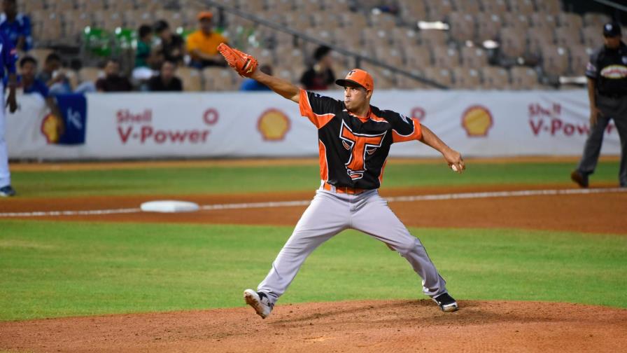 Raúl Valdés, un brazo biónico