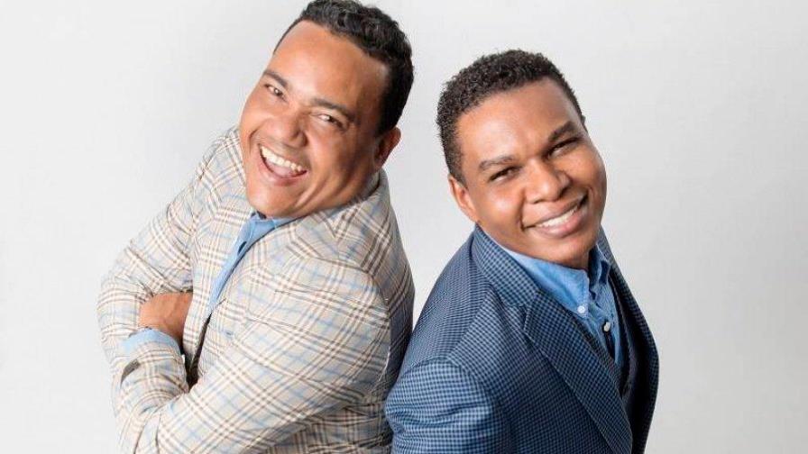 Raymond y Miguel: risas y parodias en show virtual