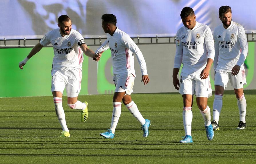 Benzema permite al Real Madrid seguir optando a LaLiga