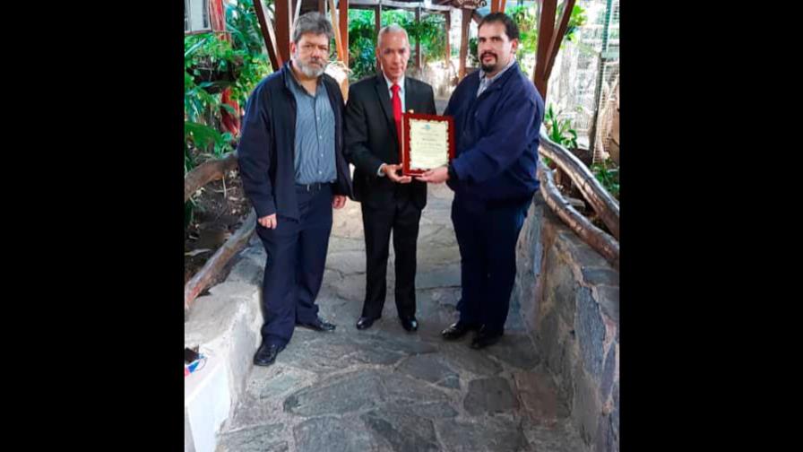Reconocen a encargado de Negocios dominicano en Venezuela