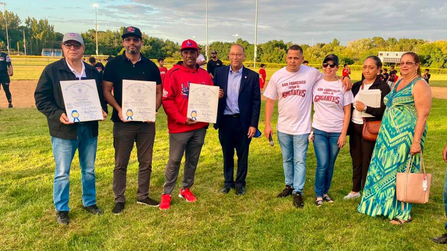 Santana Martínez, Junior Matrillé y Mendy López fueron reconocidos en Massachusetts