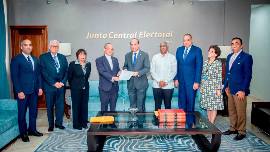 El voto automatizado pasa la prueba de cuatro importantes universidades de RD