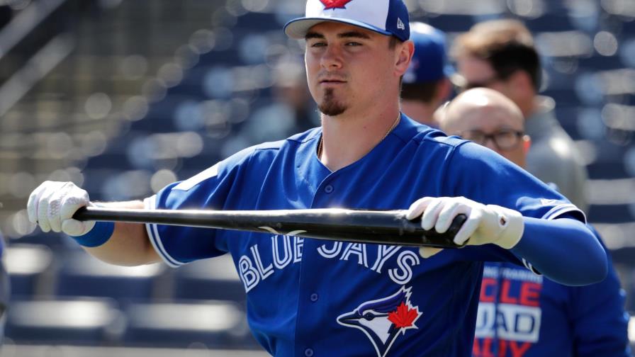 MLB, manos de seda para algunos casos 