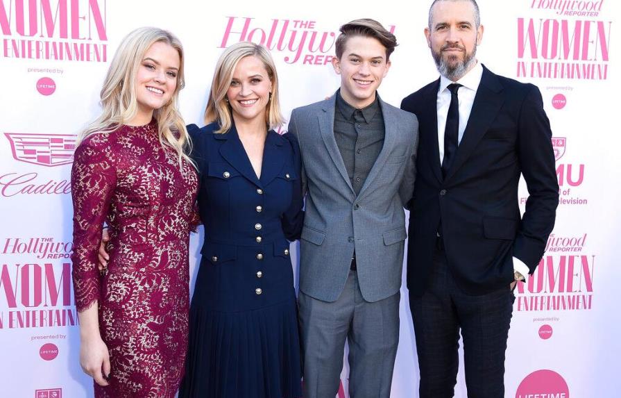 Reese Witherspoon es homenajeada por Hollywood Reporter