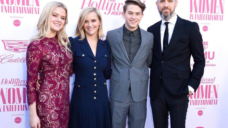 Reese Witherspoon es homenajeada por Hollywood Reporter