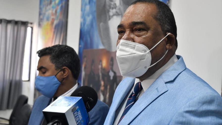 Regidores de Santo Domingo Oeste protestan por suspensión de sesiones 