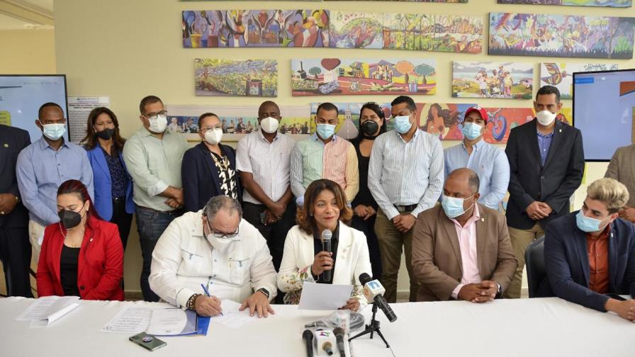 Regidores del PLD en Santiago refutan acusación del PRM contra Abel Martínez Regidores del PLD en Santiago refutan acusación del PRM contra Abel Martínez