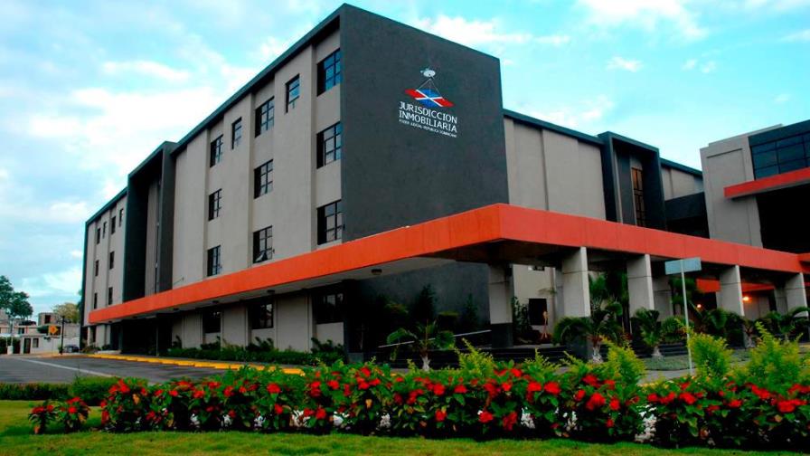 Seleccionan nuevos registradores de títulos y mensuras catastrales