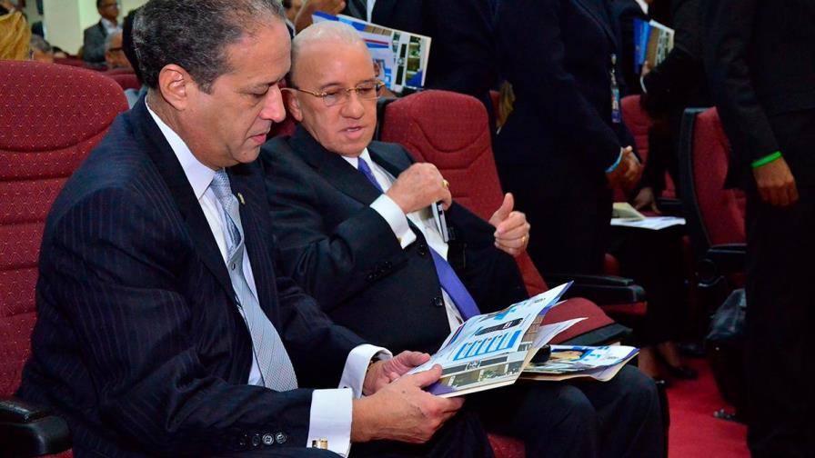 Amable Aristy Castro define a Pared Pérez como humilde, respetuoso y servicial Amable Aristy Castro define a Pared Pérez como humilde, respetuoso y servicial