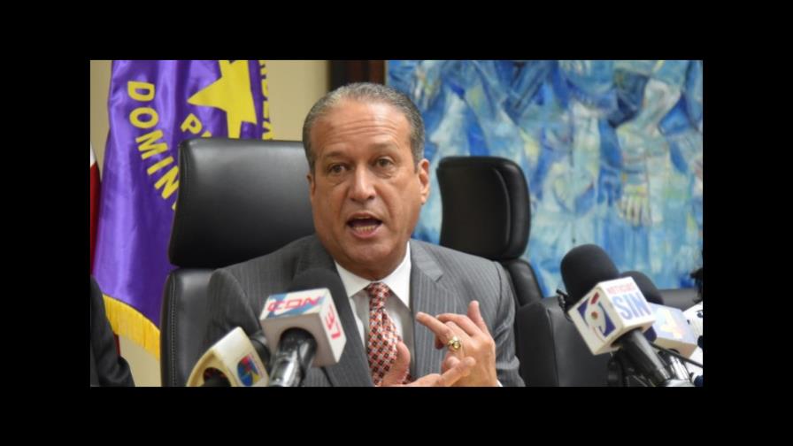 Reinaldo Pared revela que arrastró a dos diputados en elecciones pasadas Reinaldo Pared revela que arrastró a dos diputados en elecciones pasadas