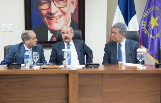 Reinaldo sigue buscando acabar crisis del PLD; se reúne otra vez con Danilo Medina