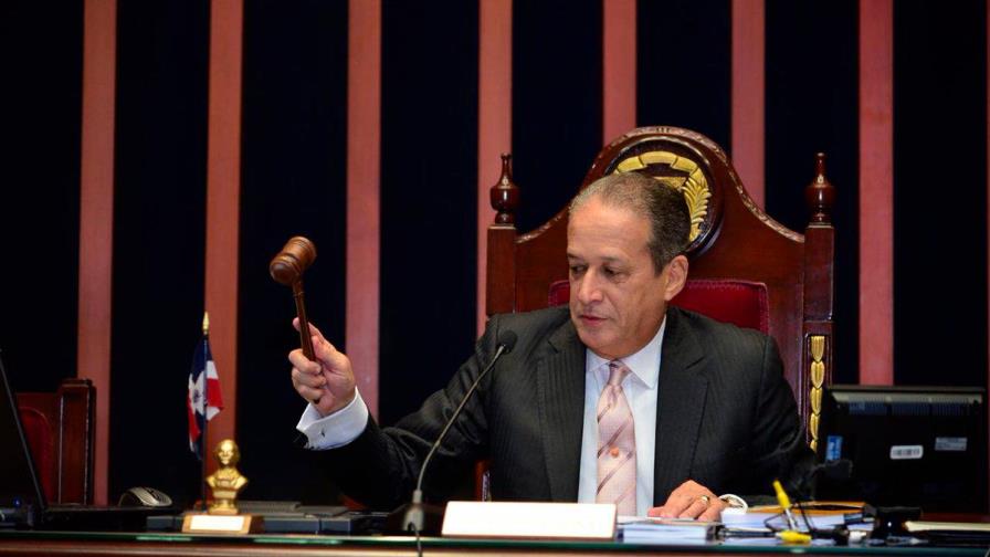 Reinaldo Pared comenzará tratamiento contra el cáncer este lunes en el país Reinaldo Pared comenzará tratamiento contra el cáncer este lunes en el país