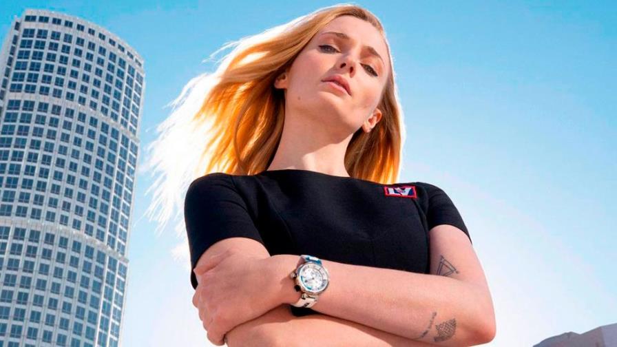Louis Vuitton presenta su reloj Tambour Street Diver con embajadores de lujo